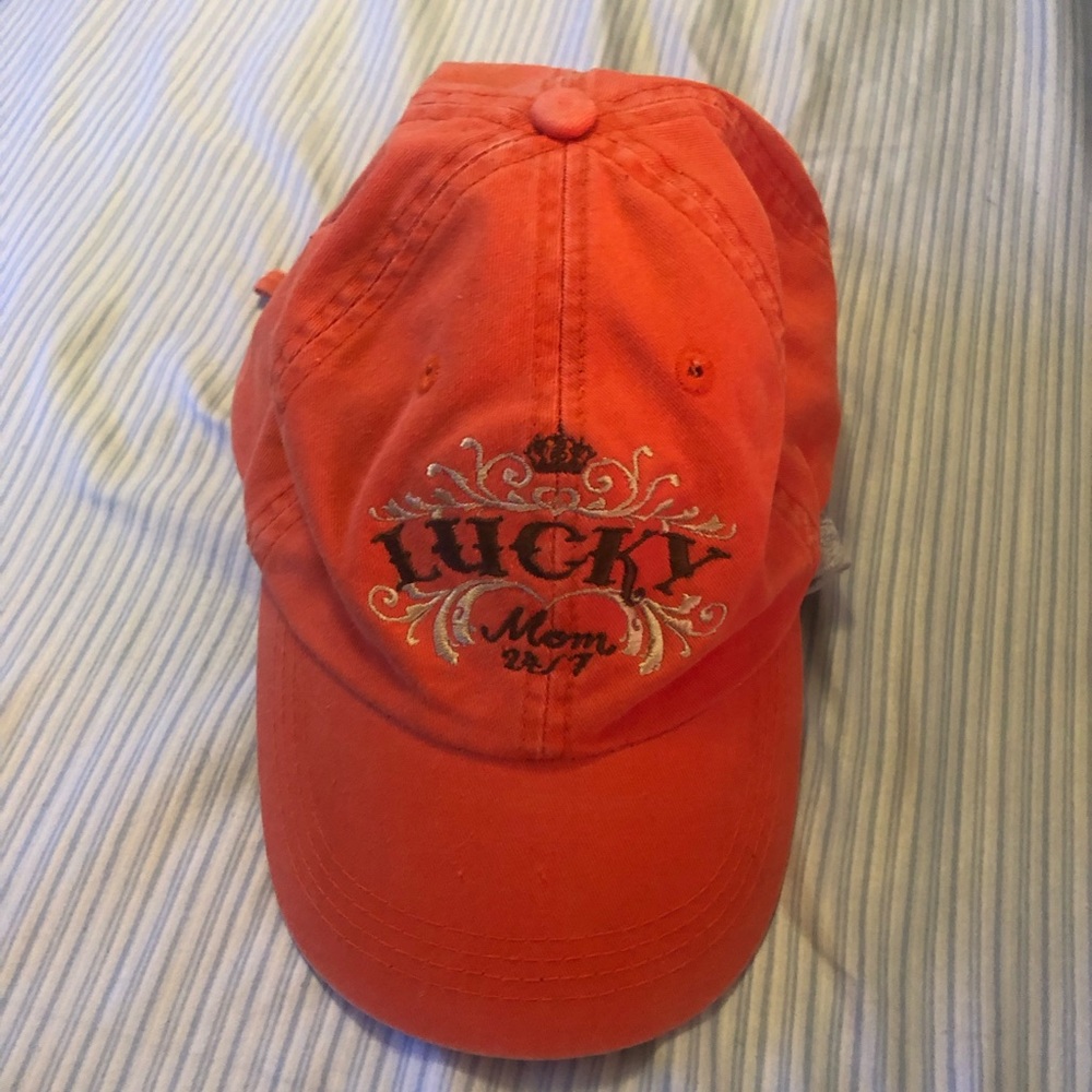 Lucky Mom baseball hat
